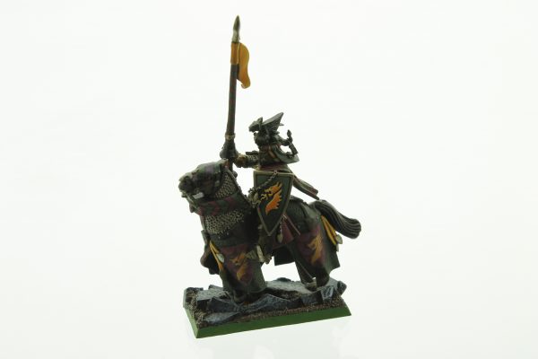 Bretonnia Grail Knight Pro Painted