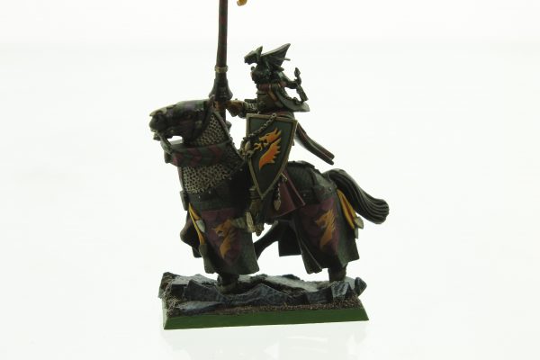 Bretonnia Grail Knight