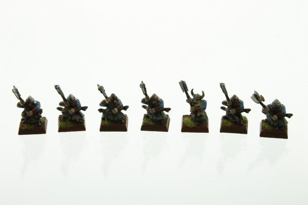 Warhammer Fantasy Dwarf Warriors