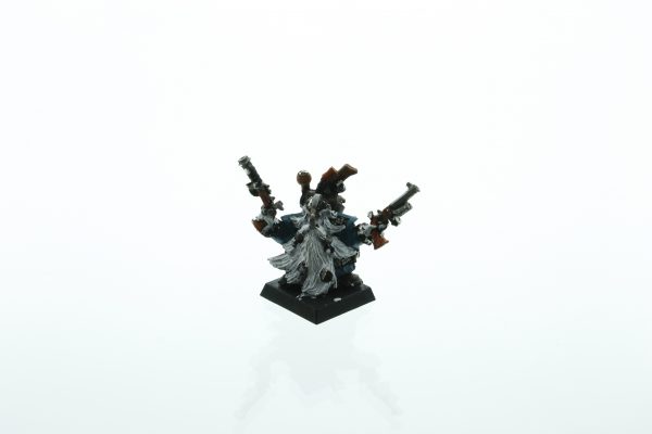 Warhammer Fantasy Dwarf Engineer with Brace of Pistols