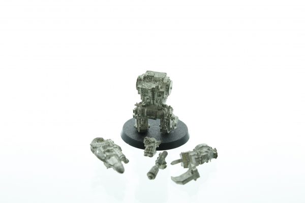 Warhammer 40K Space Orks Nob in Mega Armour