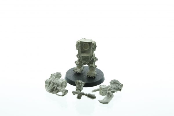 Warhammer 40K Space Orks Nob in Mega Armour