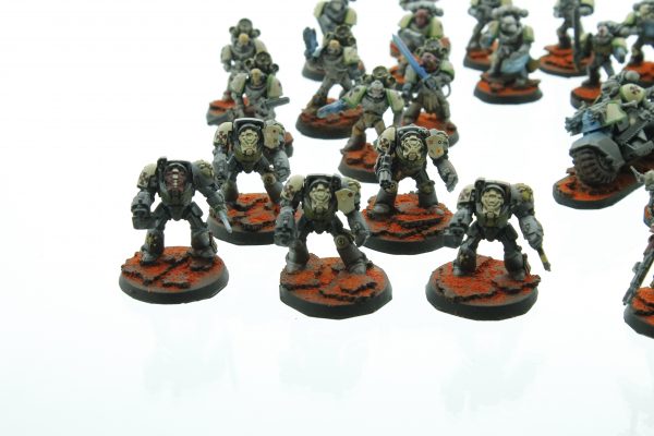 Warhammer 40K Steel Confessors