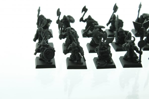 Warhammer Fantasy Classic Dwarf Warriors