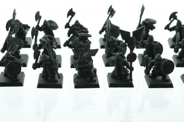 Warhammer Fantasy Classic Dwarf Warriors