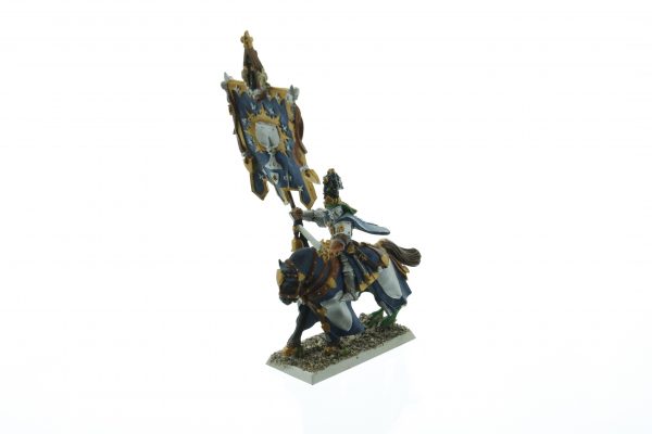 Bretonnia Battle Standard Bearer