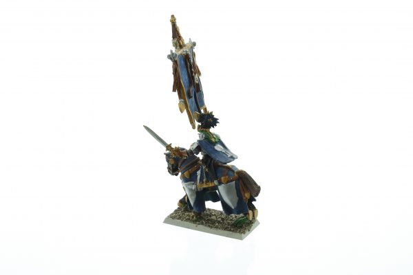 Bretonnia Battle Standard Bearer