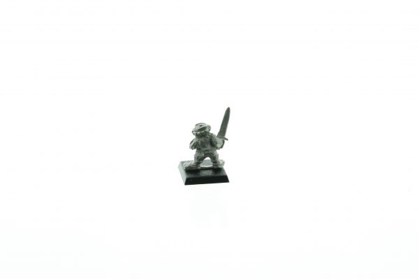 MM15 Marauder Dwarf with Sword