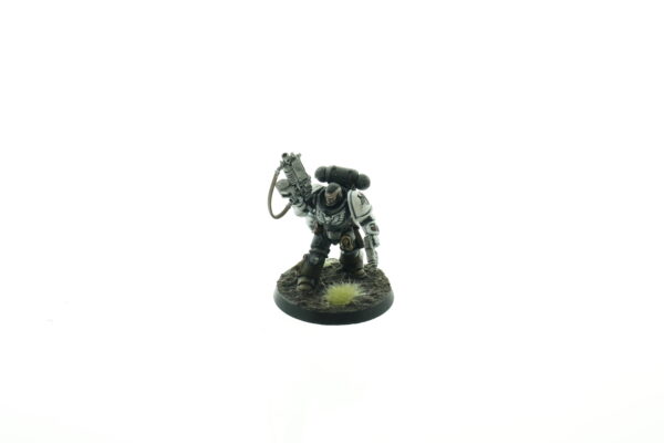 Primaris Lieutenant Bolter