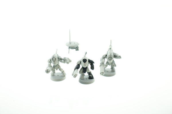 XV25 Stealth Battlesuits