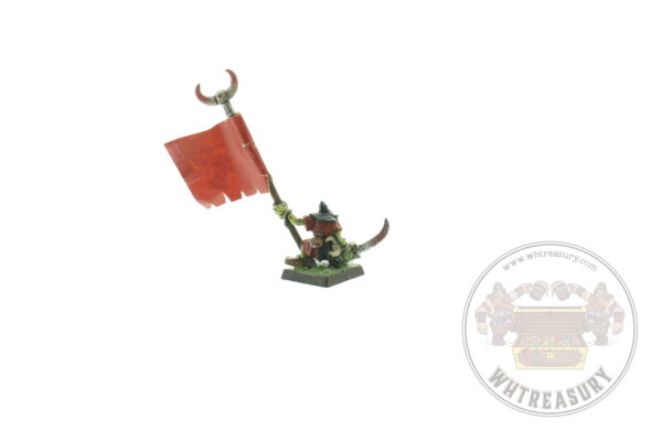 Night Goblin Standard Bearer