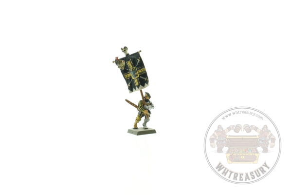 Empire Greatswords Standard Bearer