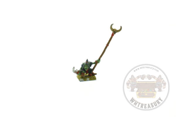 Night Goblin Banner Bearer